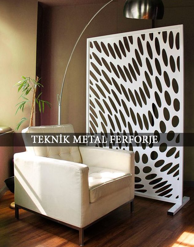 LAZER KESİM METAL BEYAZ BOYALI PARAVAN